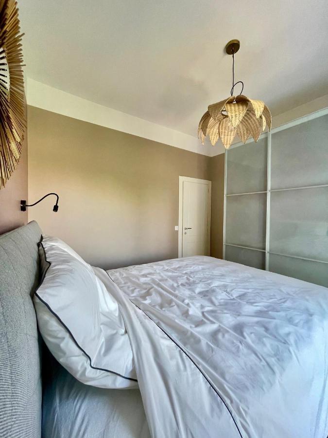 Appartement climatisé avec garage, près de la mer. Niza Exterior foto
